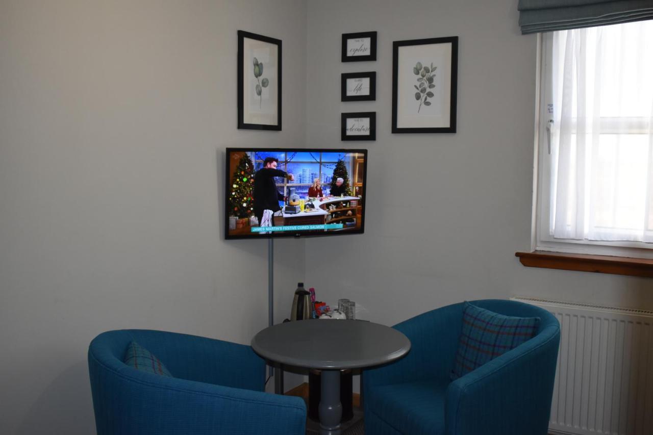 Temple View Hotel Carinish Екстер'єр фото
