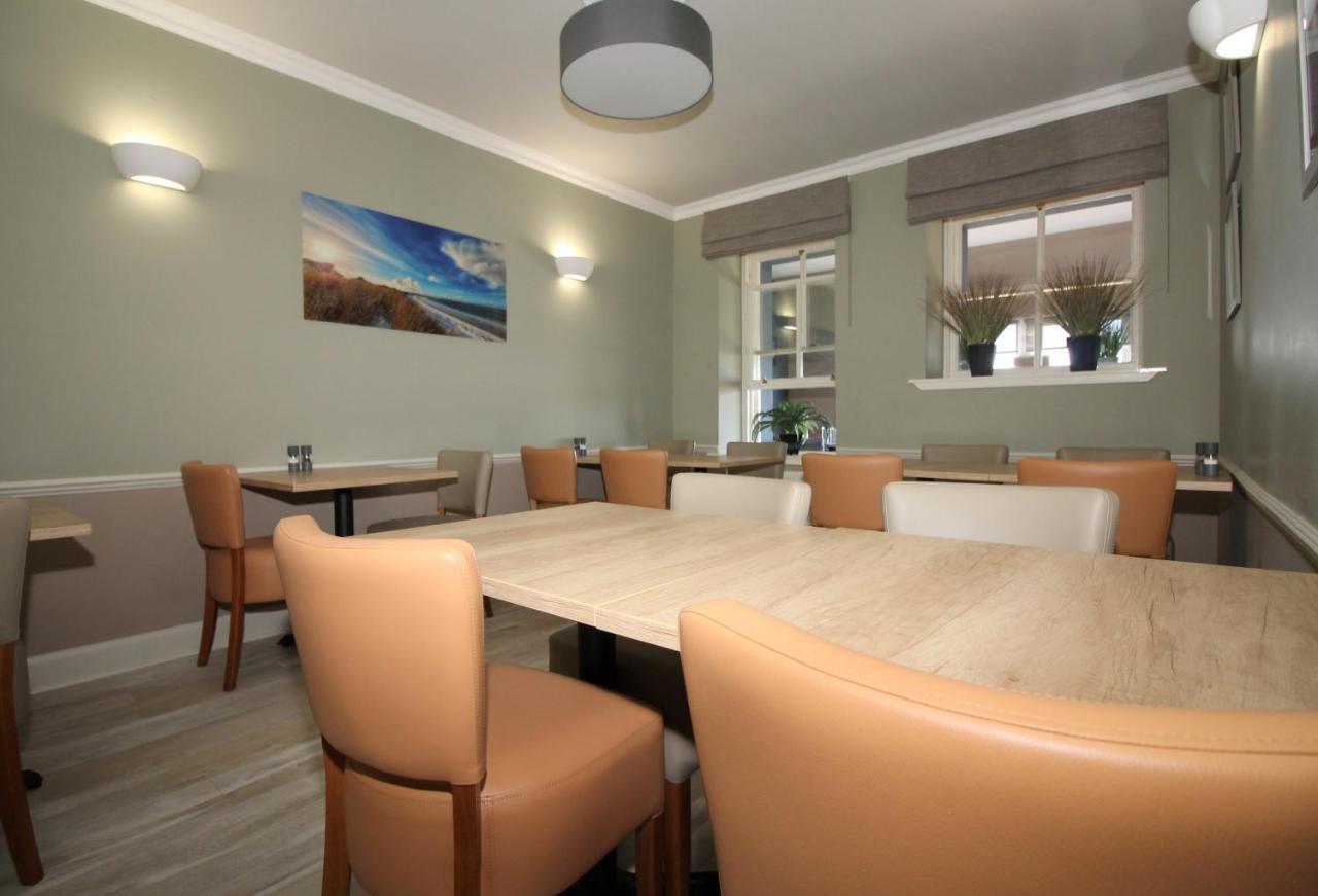 Temple View Hotel Carinish Екстер'єр фото