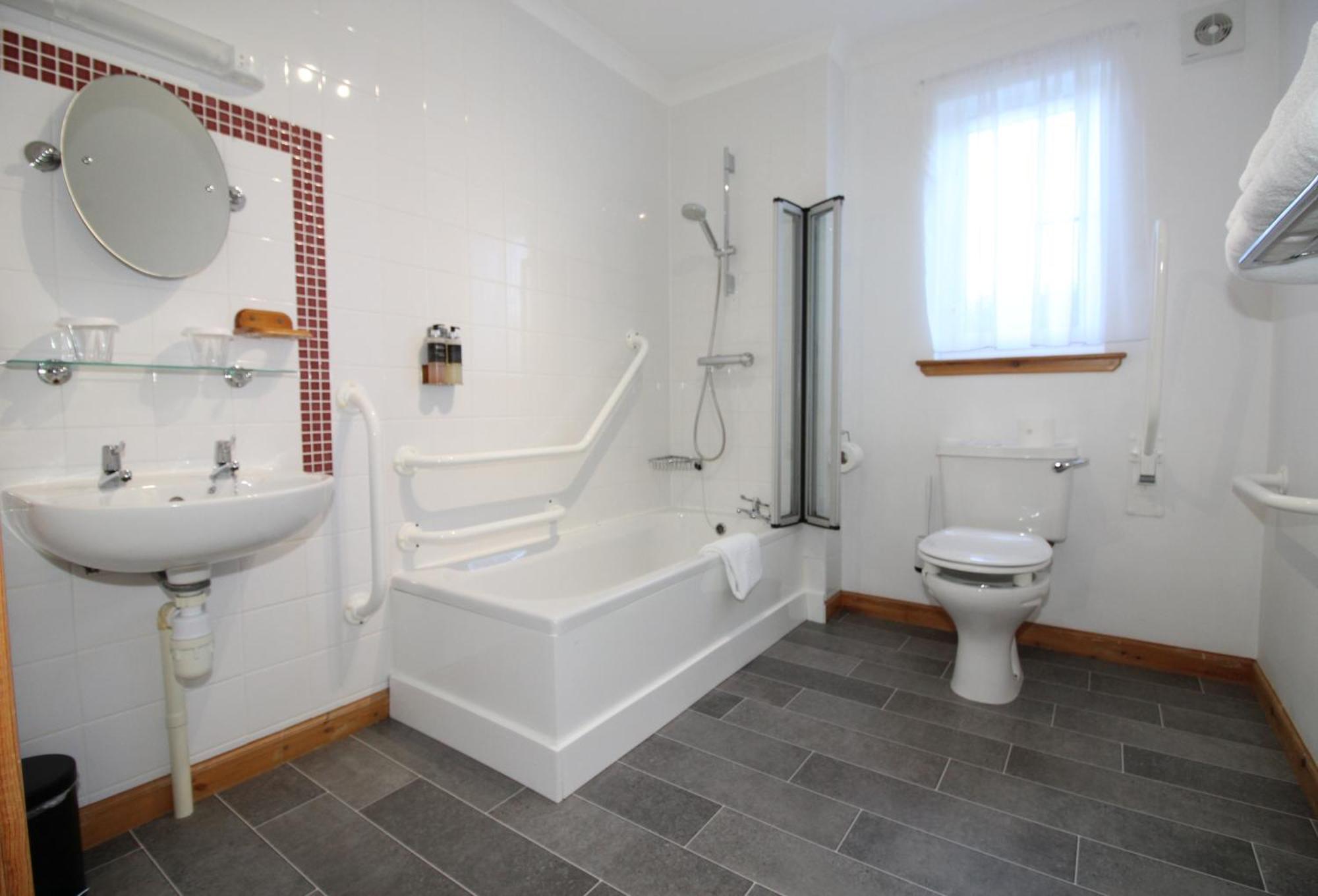 Temple View Hotel Carinish Екстер'єр фото